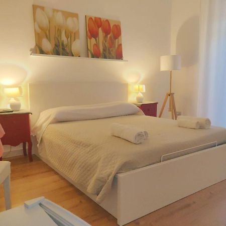 Krly Exclusive Rooms 卡利亚里 外观 照片