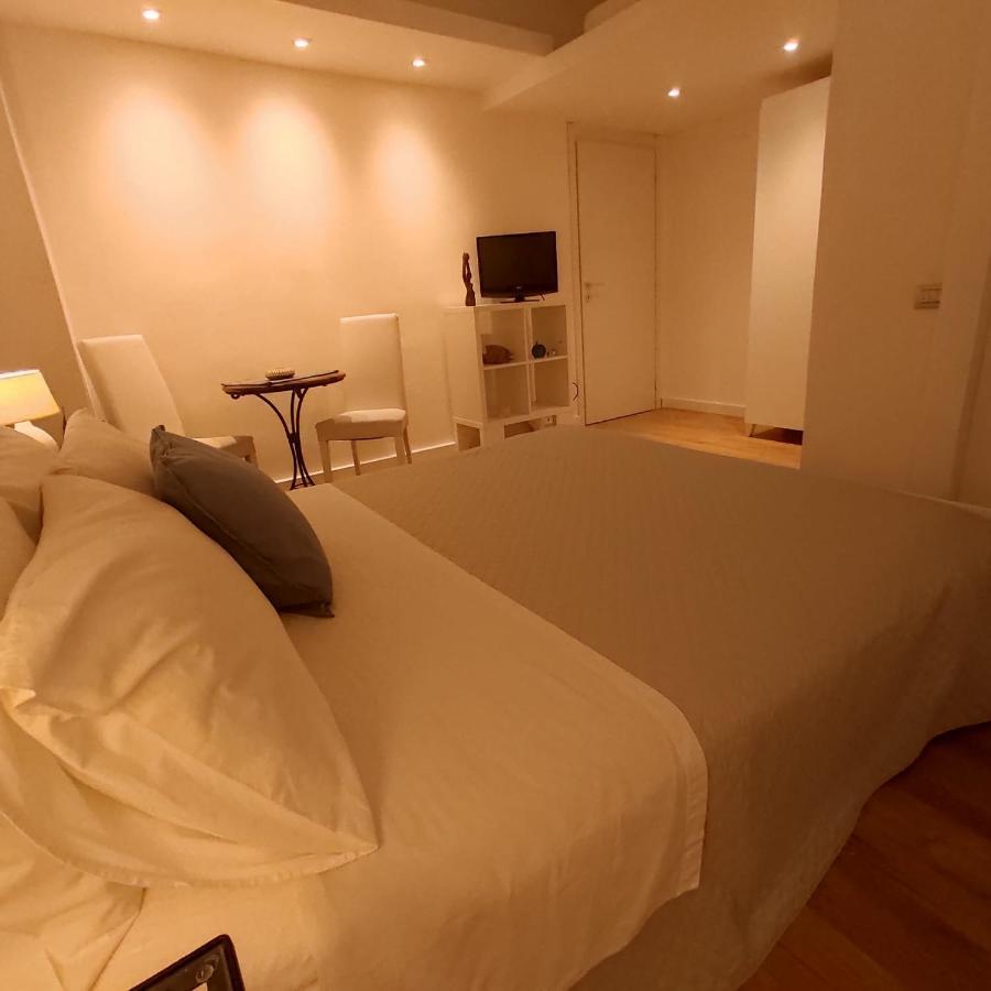 Krly Exclusive Rooms 卡利亚里 外观 照片