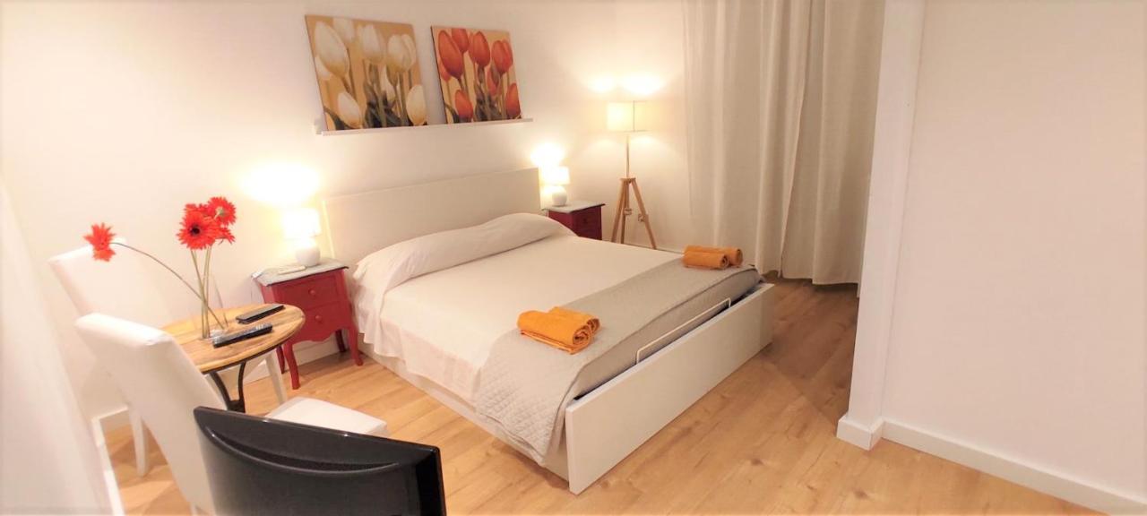 Krly Exclusive Rooms 卡利亚里 外观 照片