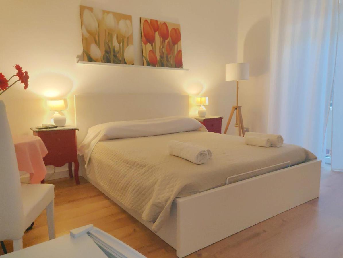 Krly Exclusive Rooms 卡利亚里 外观 照片