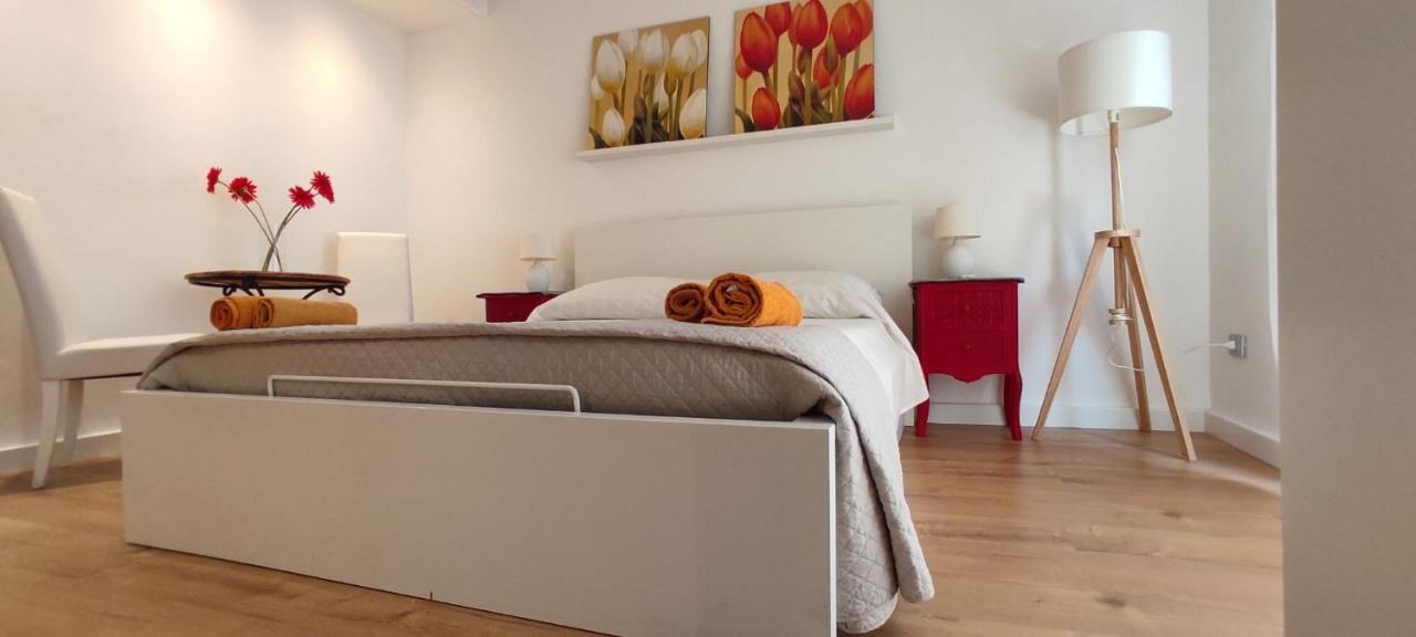 Krly Exclusive Rooms 卡利亚里 外观 照片