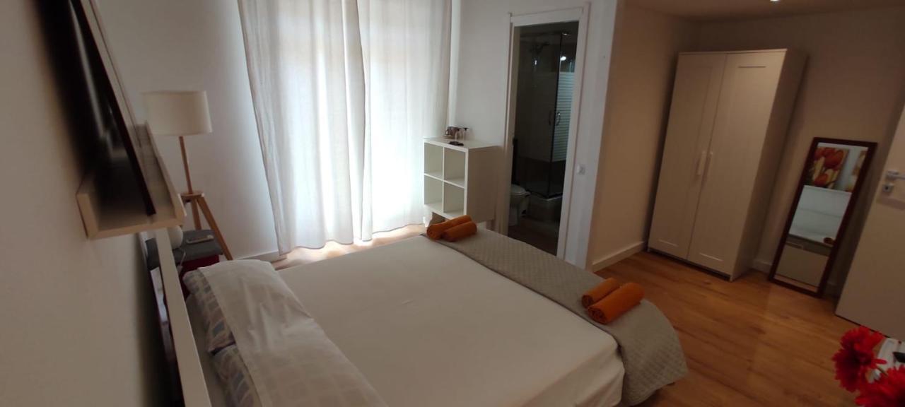 Krly Exclusive Rooms 卡利亚里 外观 照片